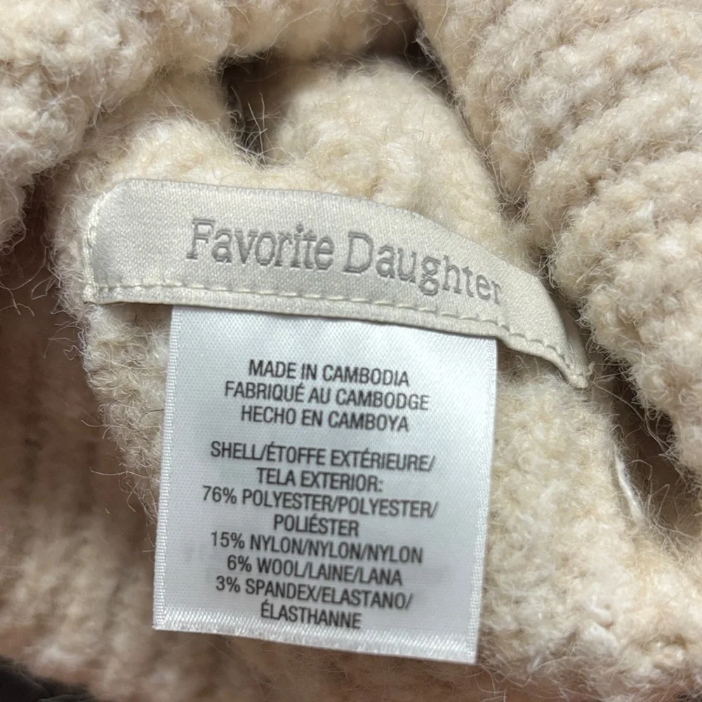 Favorite Daughter Ribbed Knit Logo Patch Winter Wool Beanie in Cream One Size